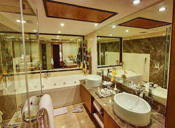 The Atria Bangalore Exterior foto